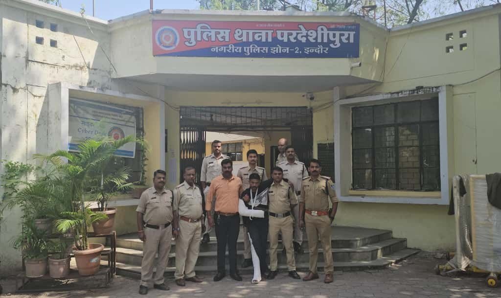 डकैती की योजना में फरार चल रहा कुख्यात बदमाश गिरफ्तार