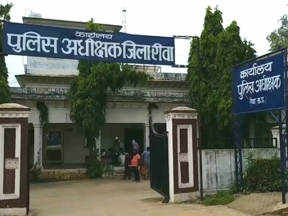 पुलिसकर्मियों के लिए कंट्रोल रूम में लगाया लीवर जांच कैंप