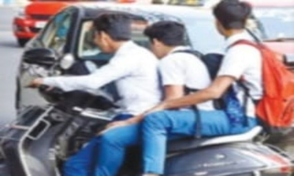 आमला में नाबालिगों की तेज रफ्तार वाहनों से बढ़ा खतरा, पुलिस और अभिभावक मौन