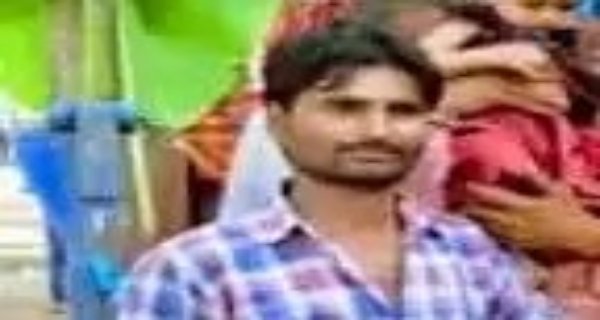 तेज रफ्तार ट्रक की टक्कर से बाइक सवार युवक की मौत