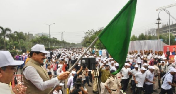 सीएम डॉ यादव ने रन फॉर साइबर अवेयरनेस को दिखाई हरी झंडी