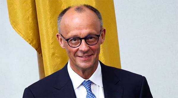 यूक्रेन संकट को समाप्त करने के लिए यूक्रेन और यूरोप की सहमति ज़रूरी: मर्ज़