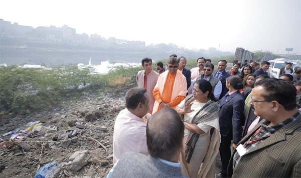 रेखा गुप्ता ने किया नजफगढ़ ड्रेन और उसके आसपास के क्षेत्रों का निरीक्षण
