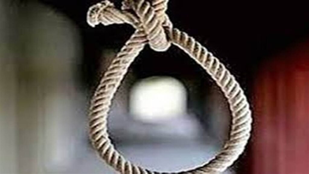 स्वर्णजयंती पार्क में पेड़ पर लटका मिला शव