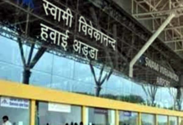 रायपुर एयरपोर्ट में तकनीकी खराबी के कारण इंडिगो उडान को भुवनेश्वर किया डायवर्ट, यात्रियों की आगे की यात्रा हुई प्रभावित