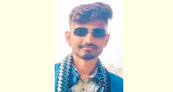 तेज़ रफ्तार आयशर ने ली युवक की जान, काम से लौटते समय हुआ दर्दनाक हादसा