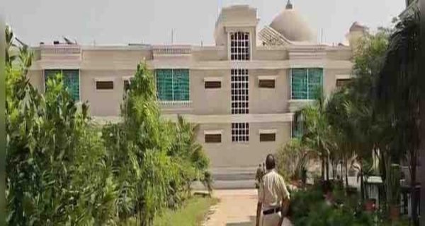 सेंट जोसेफ सेमीनरी में धर्मांतरण की जांच में सभी बच्चे और उनके माता पिता ईसाई पाए गए