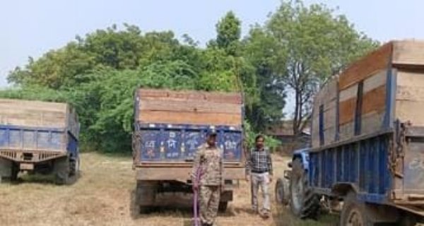 रेत से भरे ट्रैक्टर ने बाइक सवार को रौंदा, हुई मौत