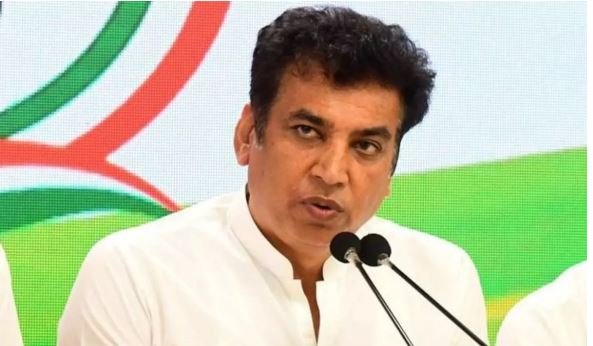 रेखा गुप्ता सरकार ने दिल्ली की जनता को धोखा दिया : यादव