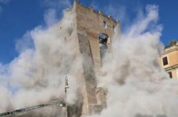 रोम में मध्यकालीन मीनार गिरने से एक कर्मचारी की मौत, एक गंभीर रूप से घायल