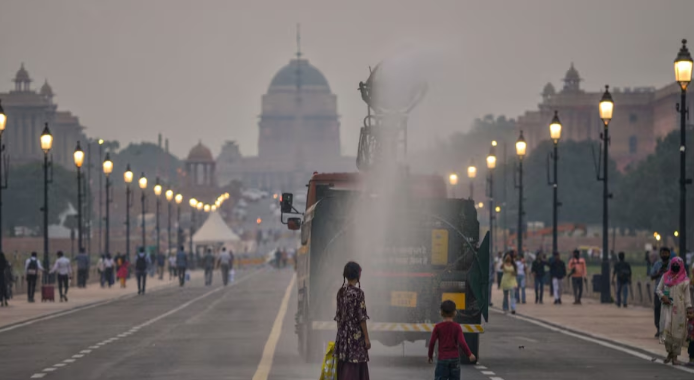 दिल्ली की वायु गुणवत्ता में मामूली सुधार, लेकिन अब भी ‘गंभीर’श्रेणी में बरकरार