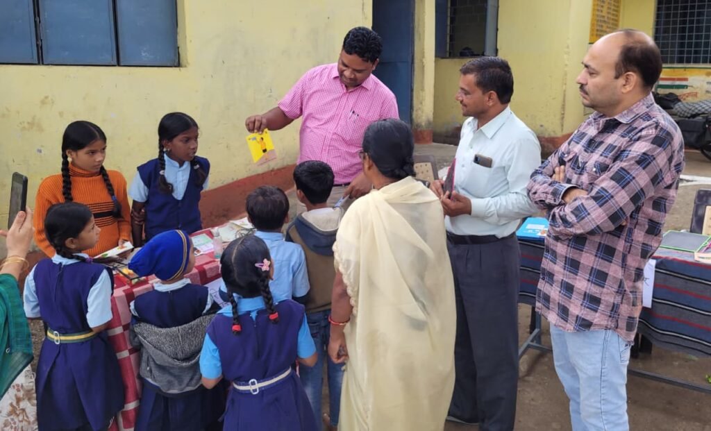 देवलापुर में एफएलएन शिविर में बच्चों का आईक्यू परीक्षण, तहसीलदार प्रमोद उइके ने परखी बौद्धिक क्षमता