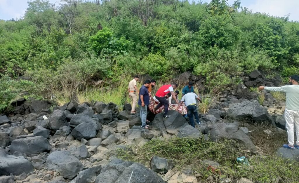 हत्या-हादसे एंगल पर पड़ताल: फुटेज खंगाले, संदेहियों से पूछताछ