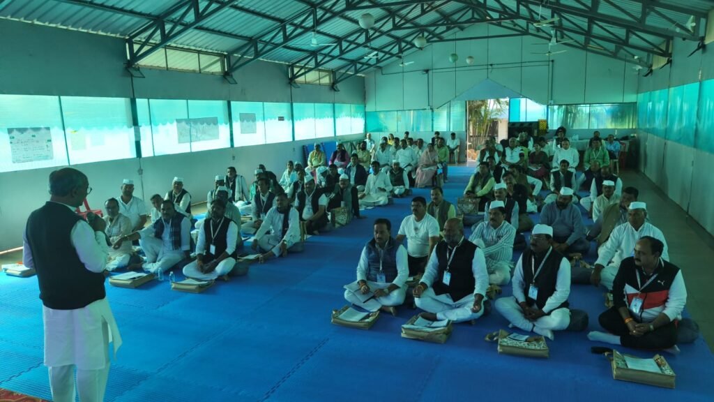 कांग्रेस ने तय की मिशन 2028 की दिशा, चुनौती है सांप्रदायिक राजनीति