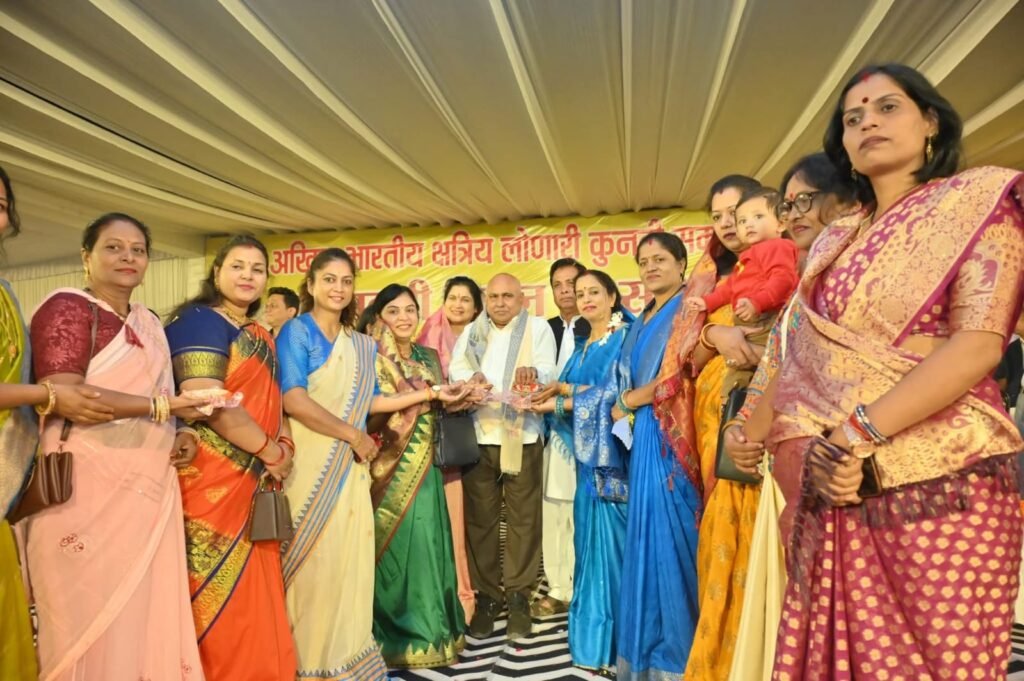 क्षत्रिय लोणारी कुनबी समाज के दीपावली मिलन कार्यक्रम में पहुंचे खंडेलवाल