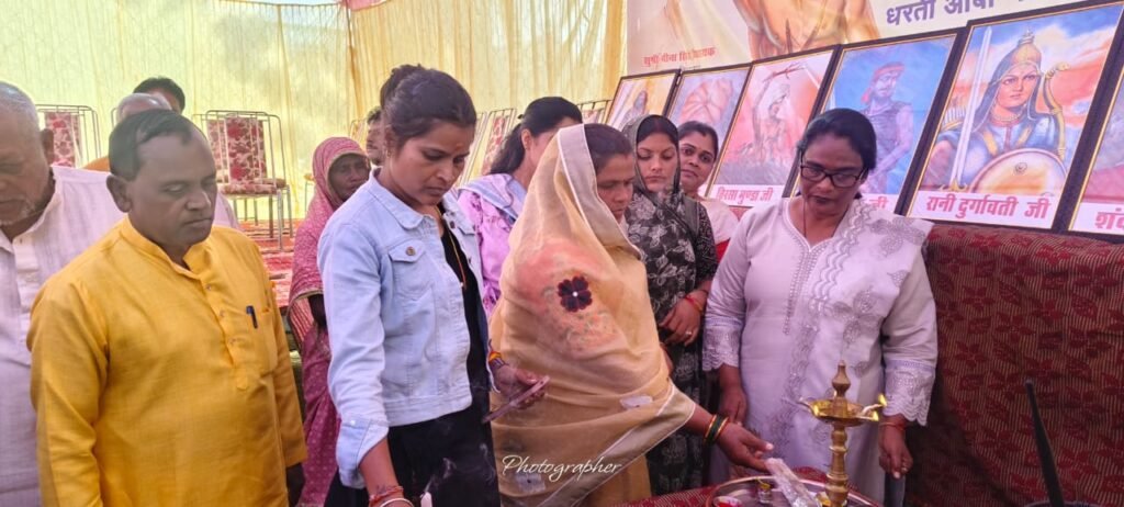 बिरसा मुंडा जयंती पर नगरपालिका पाली में कार्यक्रम आयोजित 