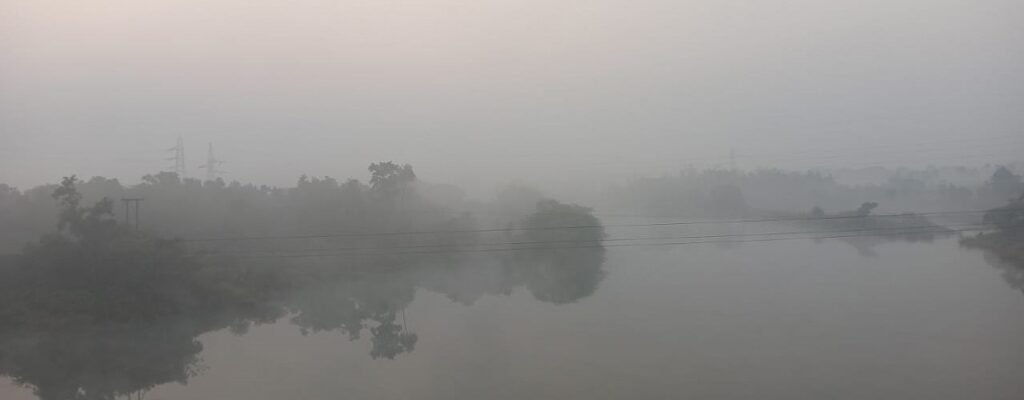 कभी सर्द तो कभी नर्म हो रहा मौसम, सुबह सर्द, दिन में हो रहा गर्मी का एहसास