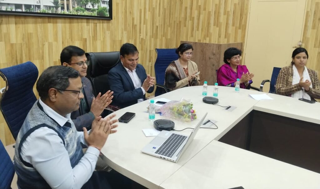 मेडिकल कॉलेज और उससे जुड़े अस्पतालों को सेंटर ऑफ आर्ट के रूप में विकसित किया जाएगा: राजेंद्र शुक्ला