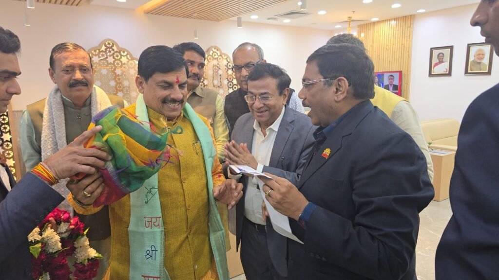 कैट ने ग्वालियर मेले में आरटीओ छूट के लिए मुख्यमंत्री से की मुलाकात