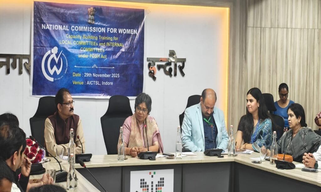 सरकारी और अर्ध शासकीय कार्यालयों में समिति बनाना अनिवार्यः रहाटकर