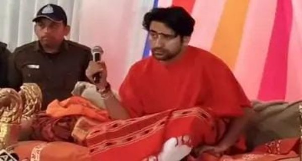 बागेश्वर बाबा ने कहा- गजवा‑ए‑हिंद नहीं, भगवा हिंद बनाना है, हिंदुओं से चार बच्चे करने की अपील