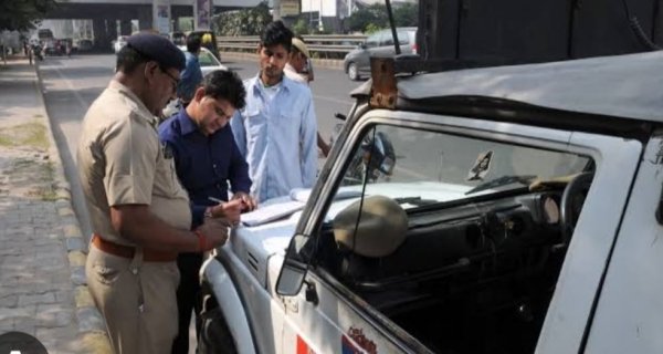 नियम तोड़ने वाले 45 वाहनों के काटे चालान