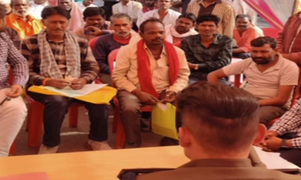 मातगुवां पुलिस ने जमीन विवाद सुलझाने के लिए लगाया शिविर, ग्रामीणों को मिली राहत