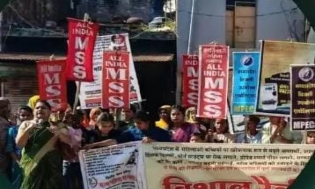 बदरवास में महिलाओं ने निकाली रैली, शराब और नशे के खिलाफ उठाई आवाज