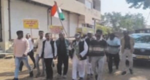 राजनीति से ऊपर उठकर सामाजिक एकता को दें प्राथमिकता: लक्ष्मण सिंह