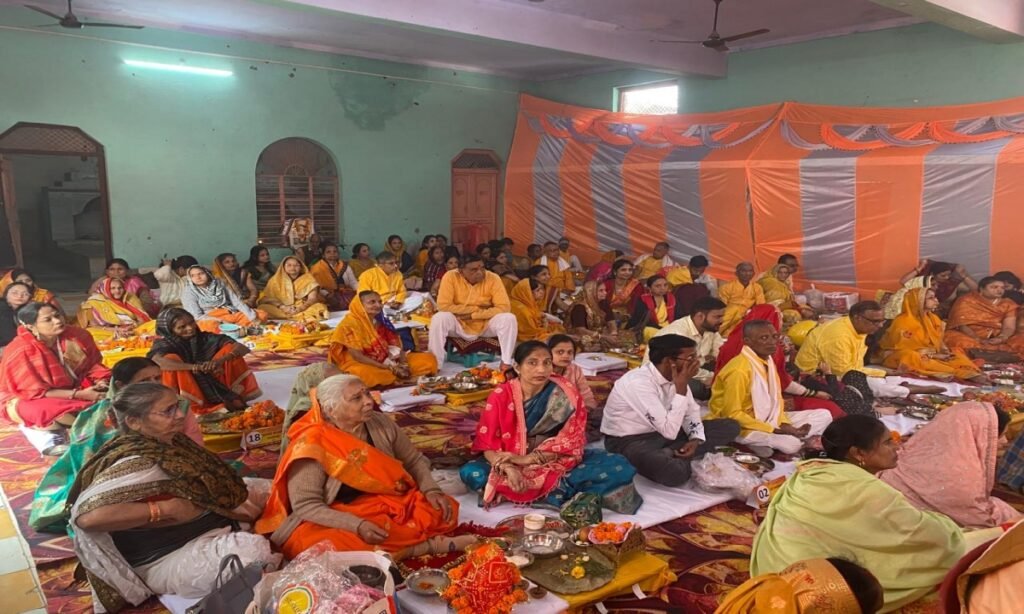 मदन मोहन मंदिर में हुआ सामूहिक एकादशी का उद्यापन