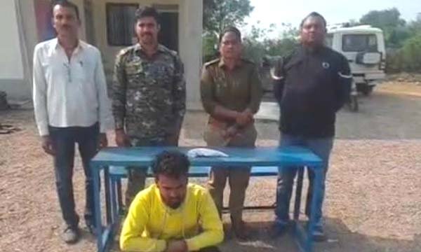 अवैध कट्टा और जिंदा कारतूस के साथ युवक गिरफ्तार