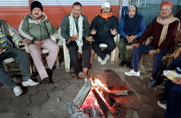 पारा लुढ़ककर 3.9 पर आया, आमजन ठंड से बेहाल