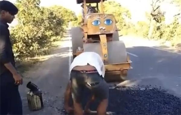 30 करोड़ की सड़क पर फिर लग रहे पैबंद