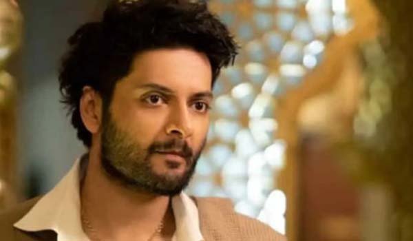 शकुन बत्रा के साथ अपना अगला प्रोजेक्ट करेंगे अली फज़ल!