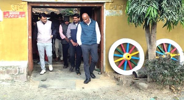 देश-विदेश के पर्यटकों को भा रहा खारी का होम स्टे