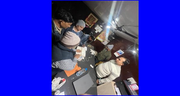 कारोबारी के यहां दूसरे दिन भी जीएसटी की जारी रही कार्यवाही, रात में प्रतिष्ठान किया सीज