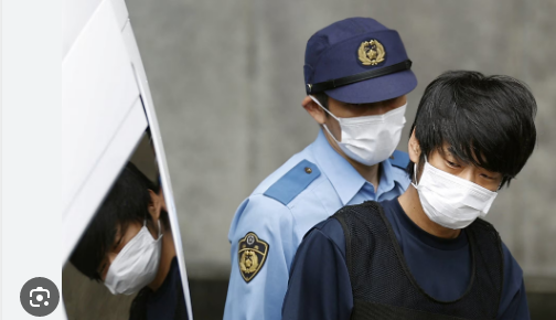 जापान के पूर्व प्रधानमंत्री आबे की हत्या के आरोपी ने पहली बार उनके परिजनों से मांगी माफी