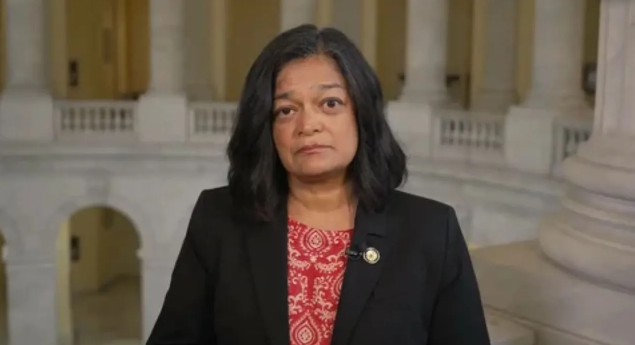 भारत पर टैरिफ से अमेरिकी नेता भड़के: ट्रंप को चेतावनी- गलत नीतियों से भारत दूर जा सकता है, चीन-रूस को मिलेगा फायदा