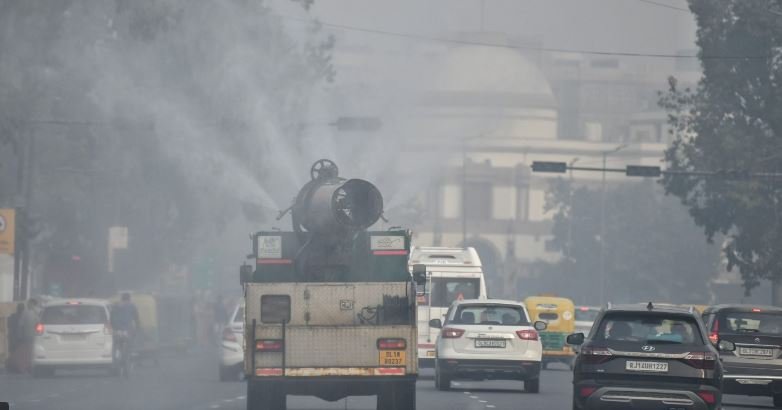 दिल्ली में प्रदूषित हवा से राहत नहीं, वायु गुणवत्ता सूचकांक लगातार ‘बहुत खराब’