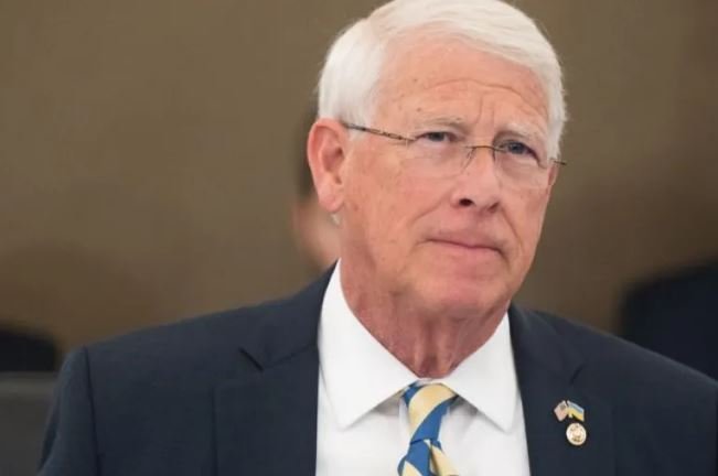 चीन कर रहा है ताइवान पर हमले की तैयारी : अमेरिकी सीनेटर