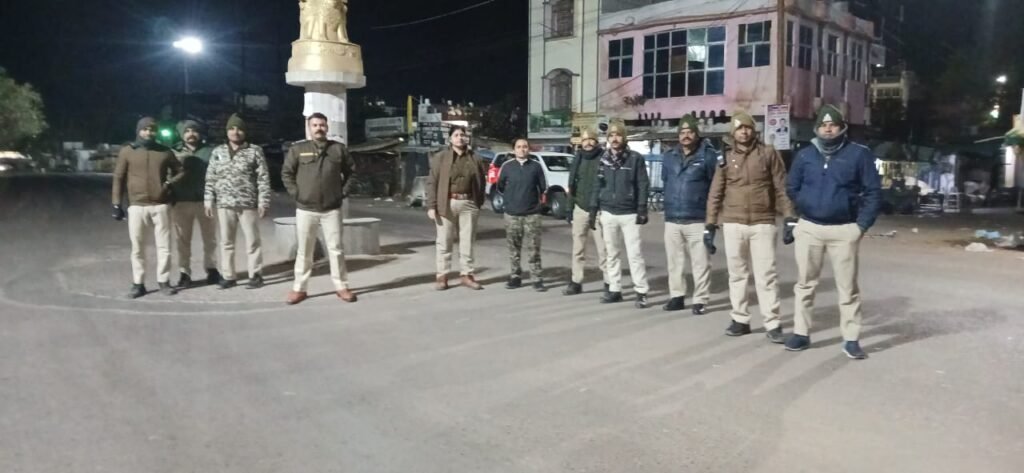 कोतवाली पुलिस ने रात भर चलाया सघन चेकिंग अभियान, संदिग्धों पर कड़ी नजर