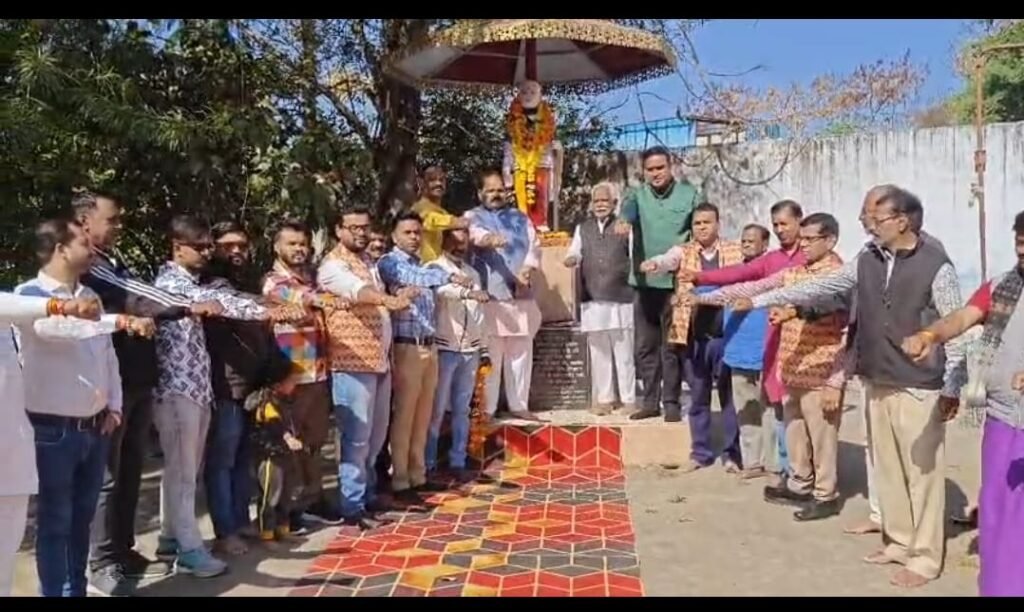 संत शिरोमणि गाडगे बाबा की 69 वी पुण्यतिथि पर लिया स्वच्छता का संकल्प