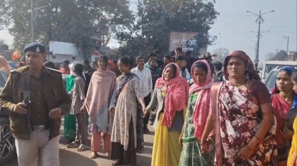 हत्या के विरोध में चक्का जाम 
