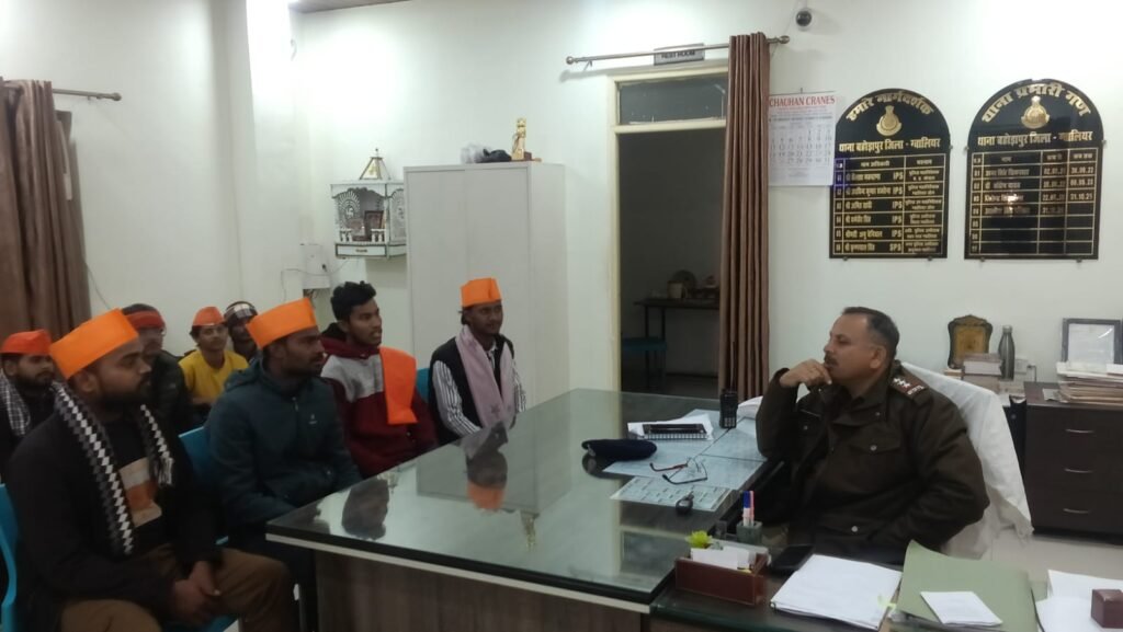 शंख ,झाल बजाकर अलख जगाएगी हिन्दू महासभा