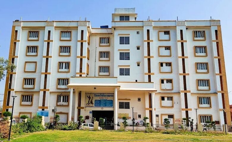 जिला अस्पताल में 8 महीनों में 409 मासूमों की मौत, सीएमएचओ ने बनाई जांच टीम