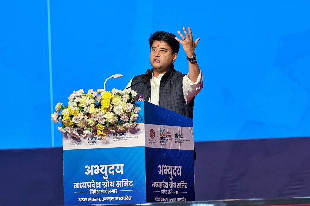 अटलजी के विचारों के साथ अमित शाह के पास लौहपुरुष सरदार पटेल जैसी क्षमता भी है: सिंधिया