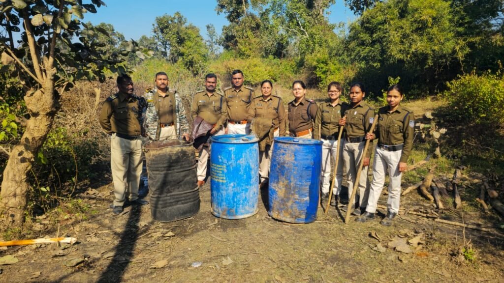 आबकारी ने पकड़ी चार लाख की शराब