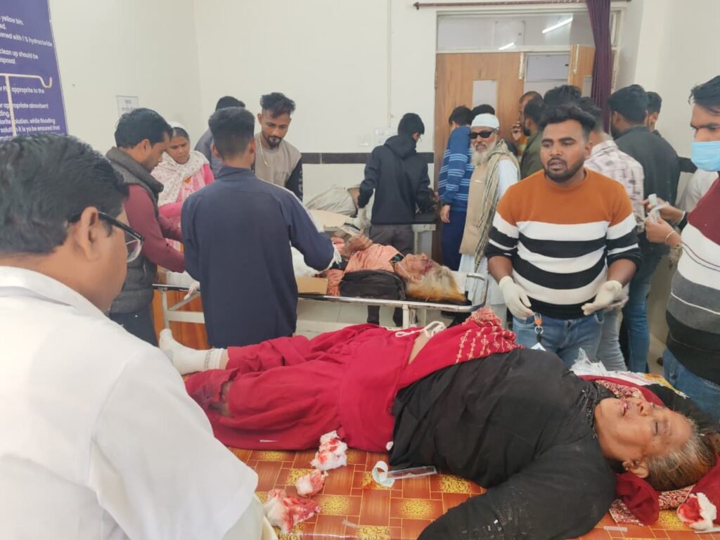 सड़क हादसे में एक ही परिवार के तीसरे शख्स की भी मौत