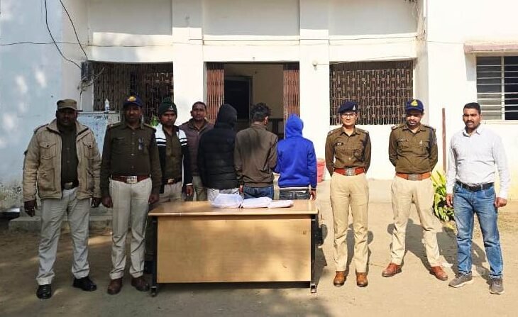 ज्वेलरी शॉप चोरी के तीन आरोपी गिरफ्तार, 1.76 लाख का माल बरामद