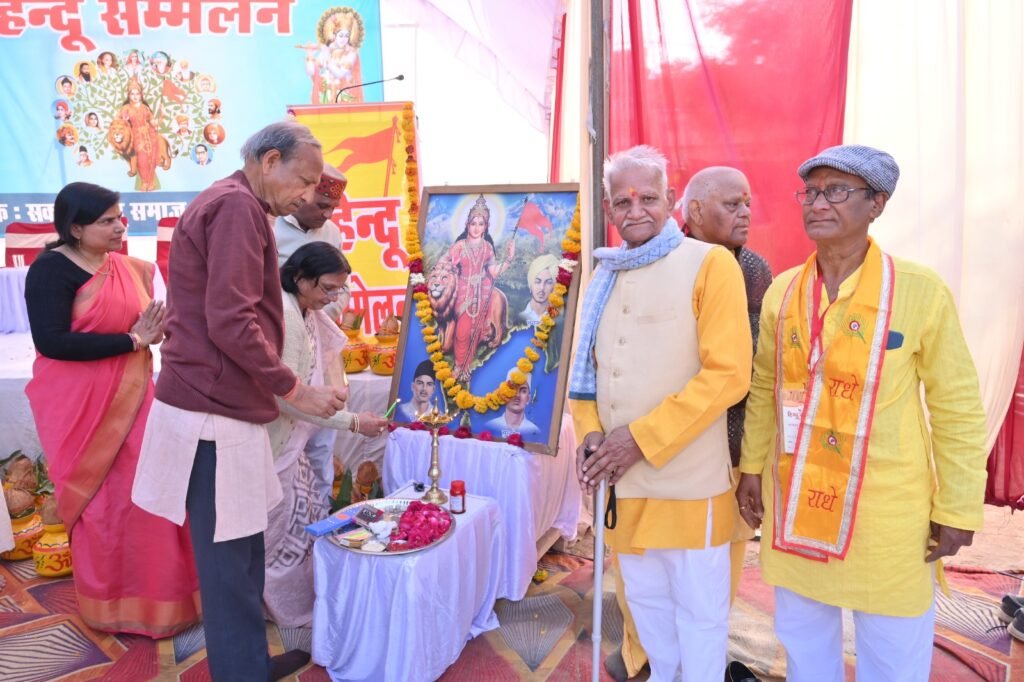 हिंदू एकजुट नहीं हुआ तो तीज-त्योहार भी नहीं मना पाएगा : अग्रवाल